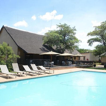 Ukutula Lion Lodge Beestekraal  Bagian luar foto