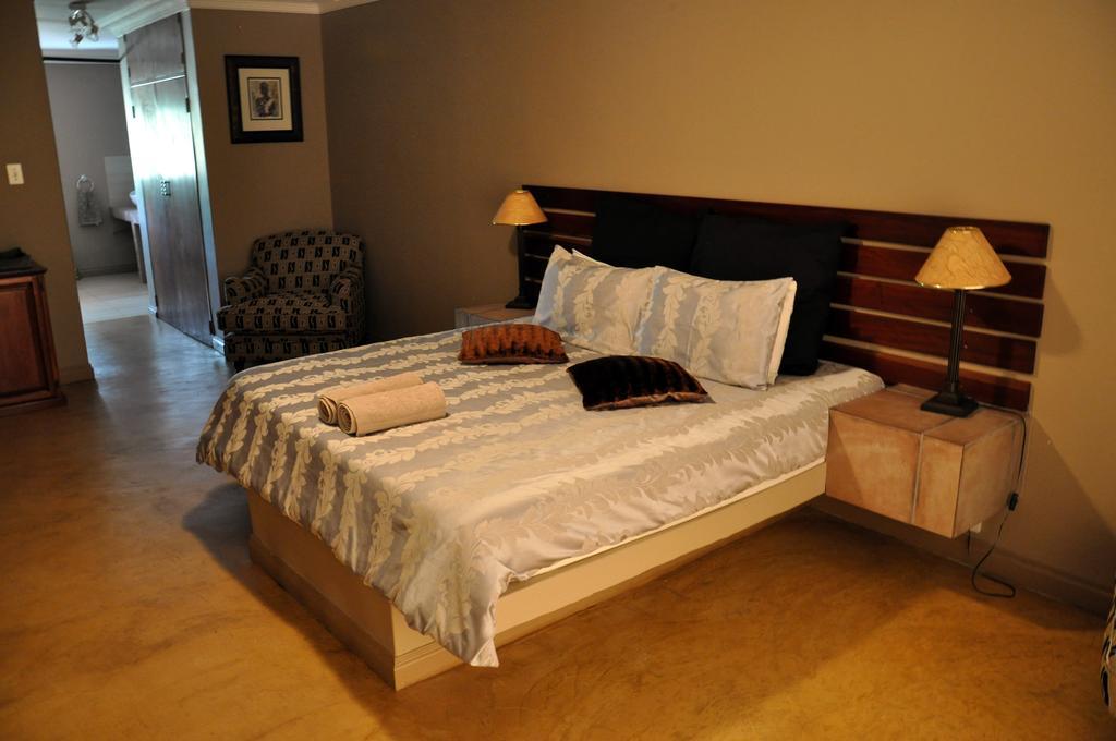 Ukutula Lion Lodge Beestekraal  Ruang foto
