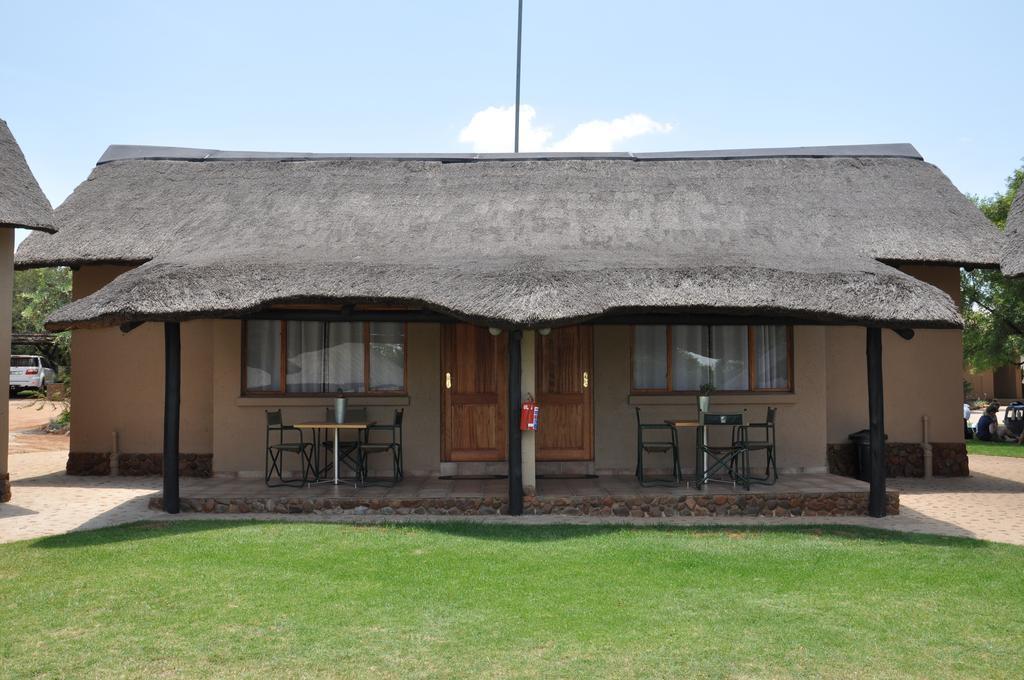 Ukutula Lion Lodge Beestekraal  Ruang foto