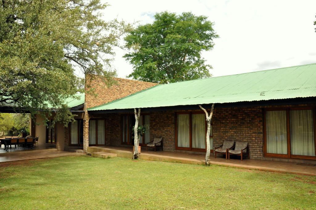 Ukutula Lion Lodge Beestekraal  Ruang foto